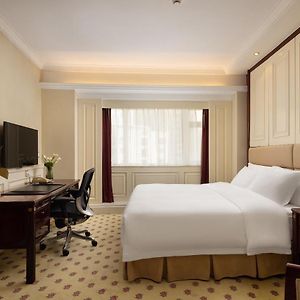 Standard Upper Floors King Room
